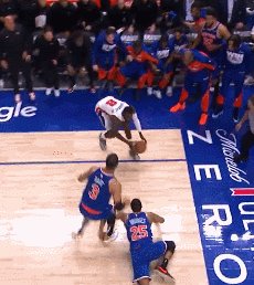 开云体育-明目张胆？尼克斯连续两年季后赛被裁判“保送”胜利