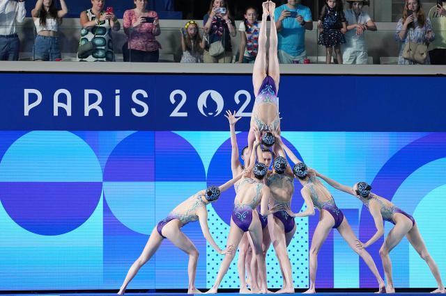 1723002999583027491.jpg 体育直播-Day 12前瞻:花游攀岩冲击历史首金 中国举重亮相