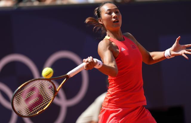 1722522825303079241.jpg 开云体育-首次击败世界第一就是在奥运会 郑钦文金牌稳了?