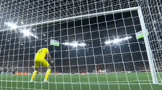 1685574415125028522.gif 开云平台-【欧联杯】曼奇尼乌龙+失点,塞维点球击败罗马夺冠!