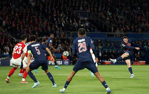 【观察】2250万的中场拼图，他是恩里克巴黎的平衡器