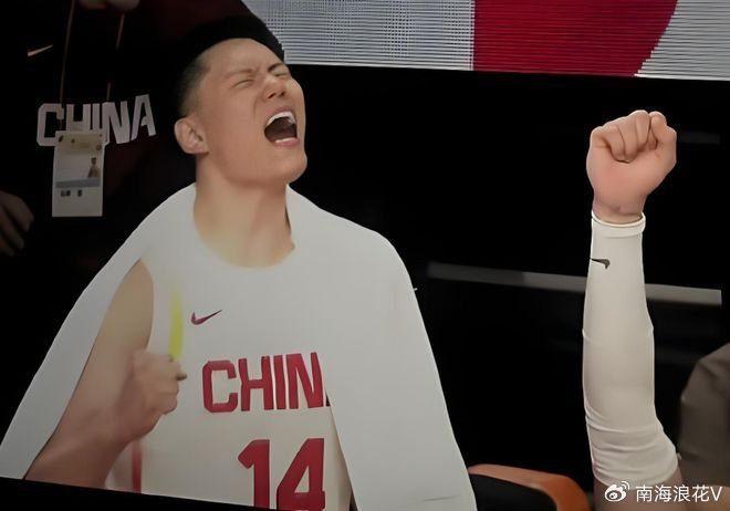 体育平台-有情有义！上海队特地给李弘权放长假，让其享受“奶爸”时光|中国男篮|上海男篮|世预赛|郭振明|郭士强_新浪体育_新浪新闻